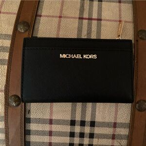 NWOT Michael Kors Saffiano Leather Wallet